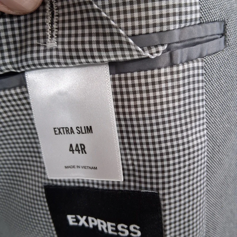 Express Suit Mens 44R 38x30 Gray Extra Slim Fit Two Button Professional Modern